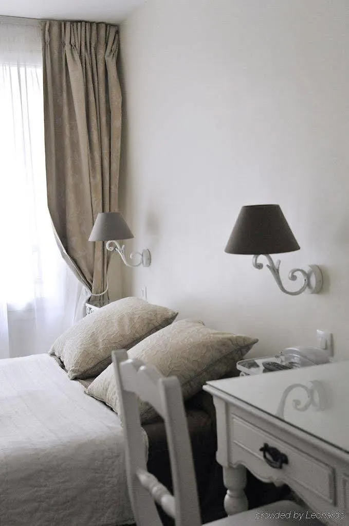 Arcadie Montparnasse Hotel 3*