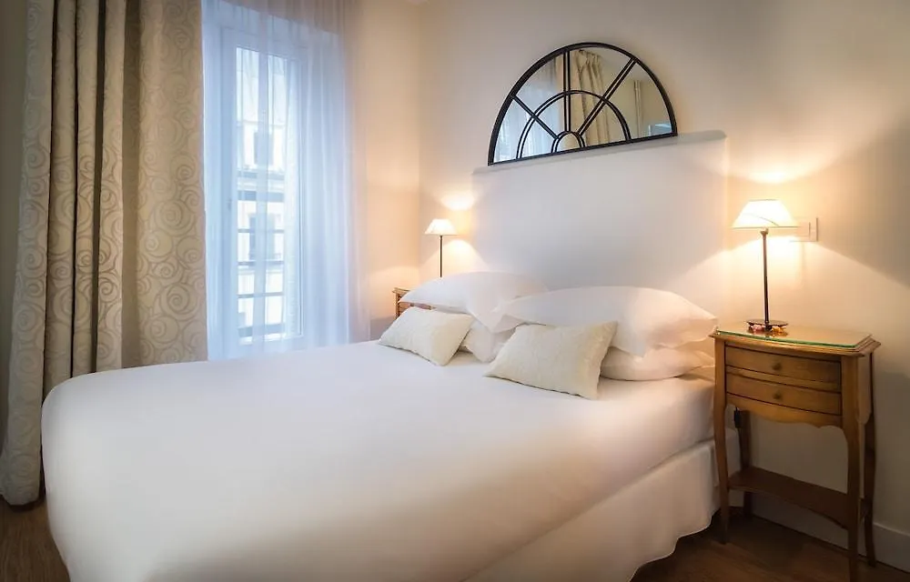 Arcadie Montparnasse Otel Paris